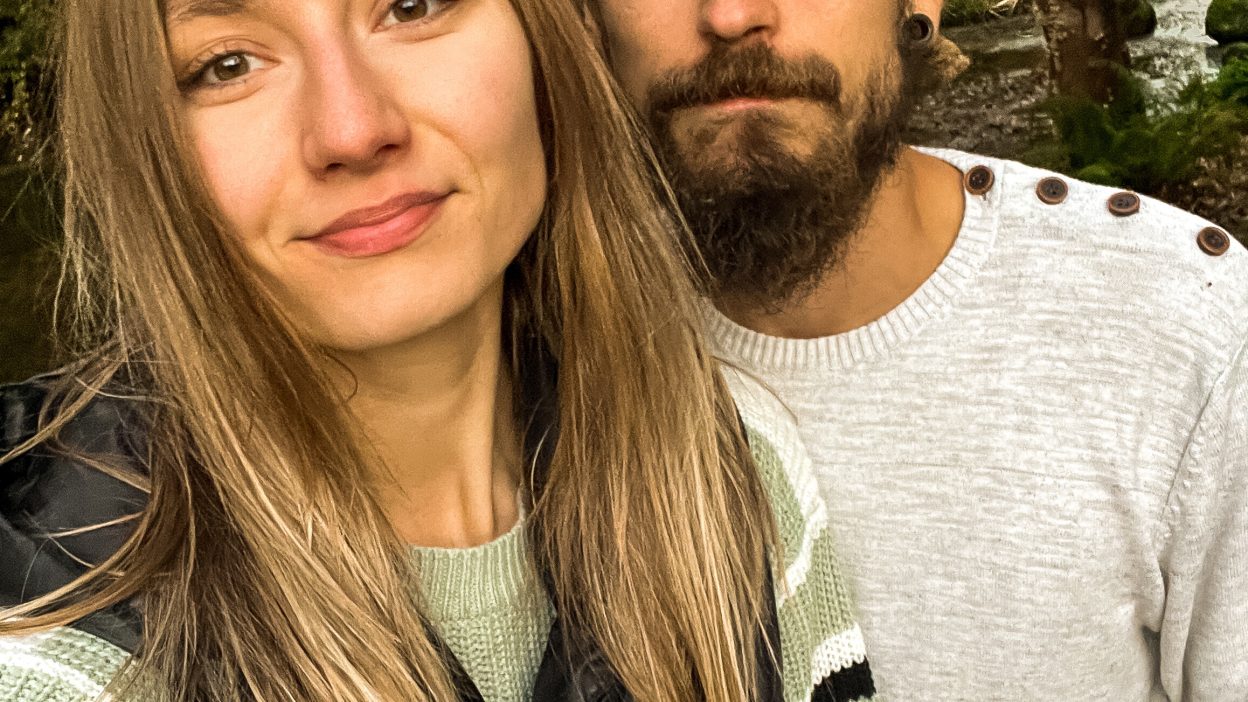 Cur1ous.couple.420 OnlyFans Profile